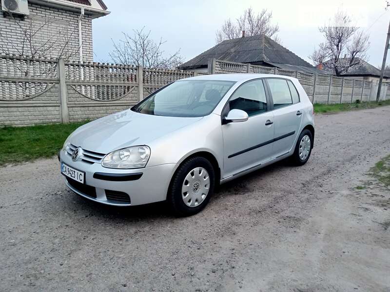 2005 volkswagen golf