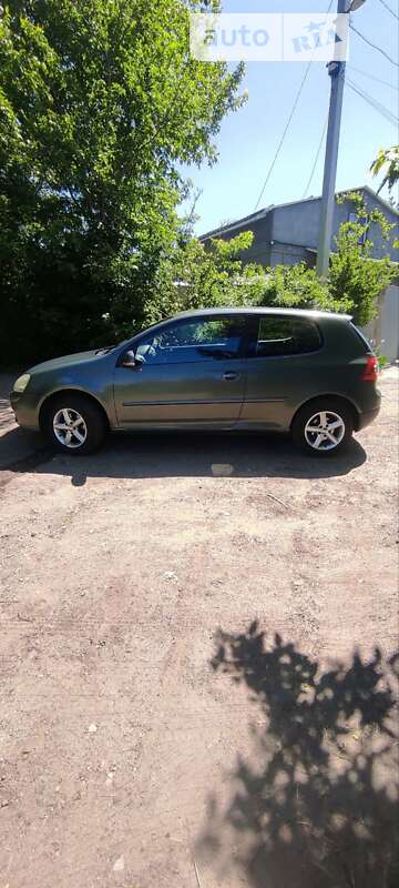 2005 volkswagen golf