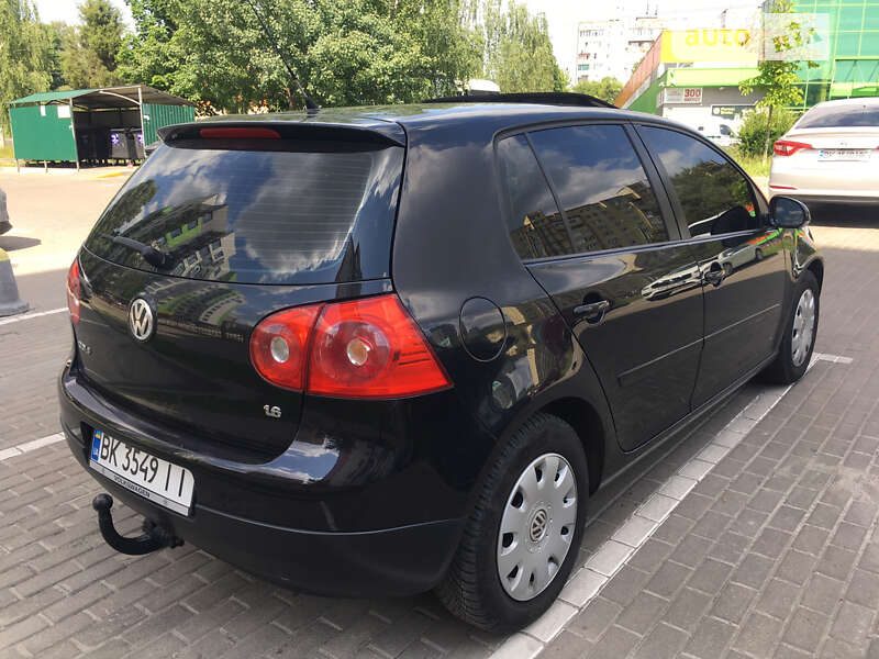 2005 volkswagen golf