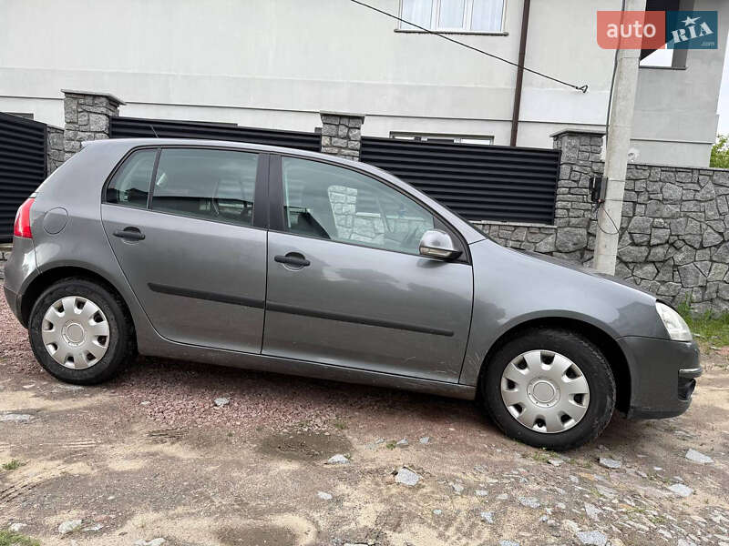 2005 volkswagen golf