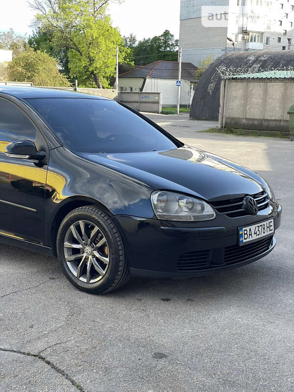 2005 volkswagen golf