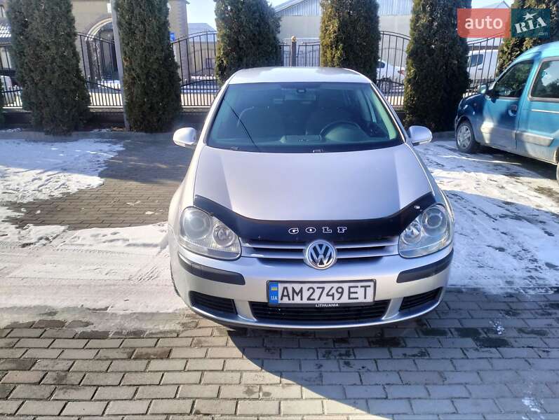 2005 volkswagen golf