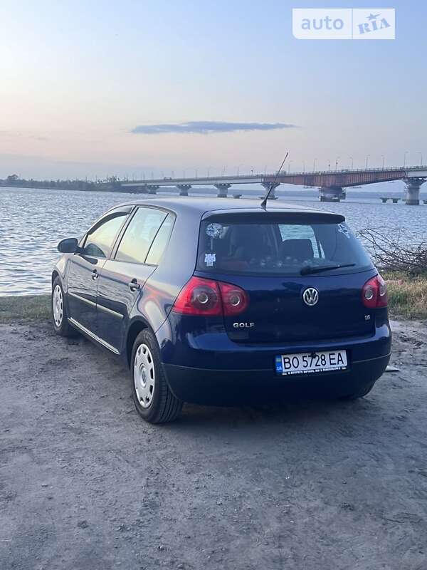 2005 volkswagen golf