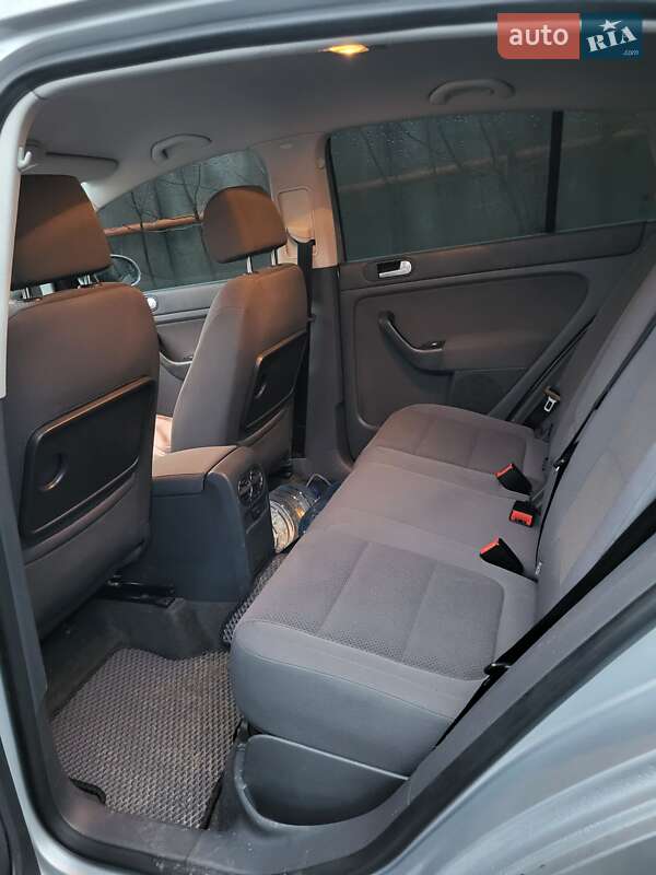 2005 volkswagen golf