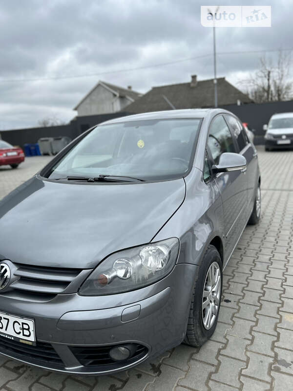 2005 volkswagen golf