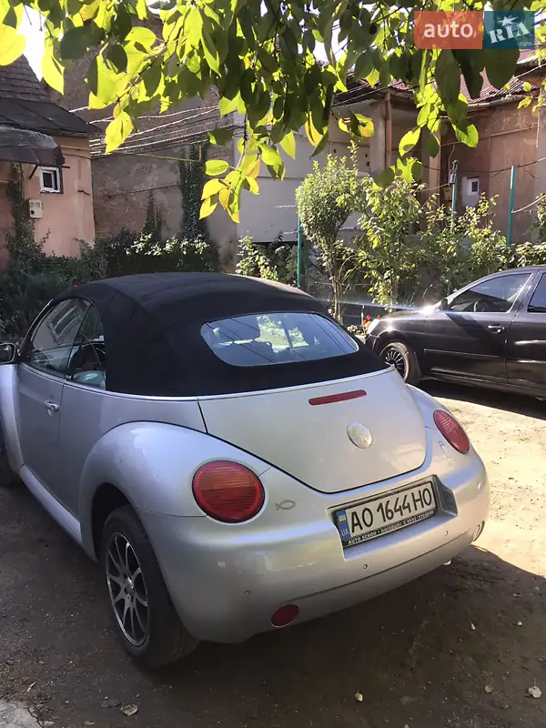 2005 volkswagen new beetle