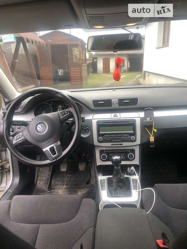 2010 volkswagen passat