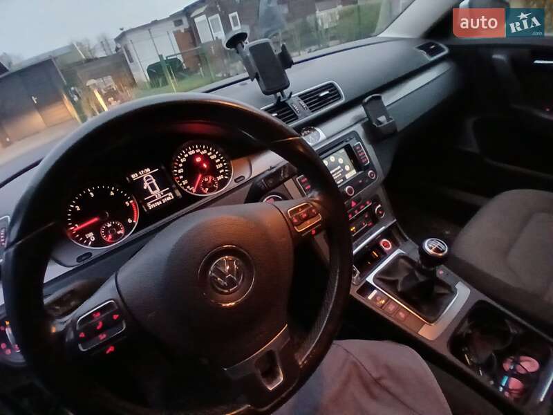 2011 volkswagen passat