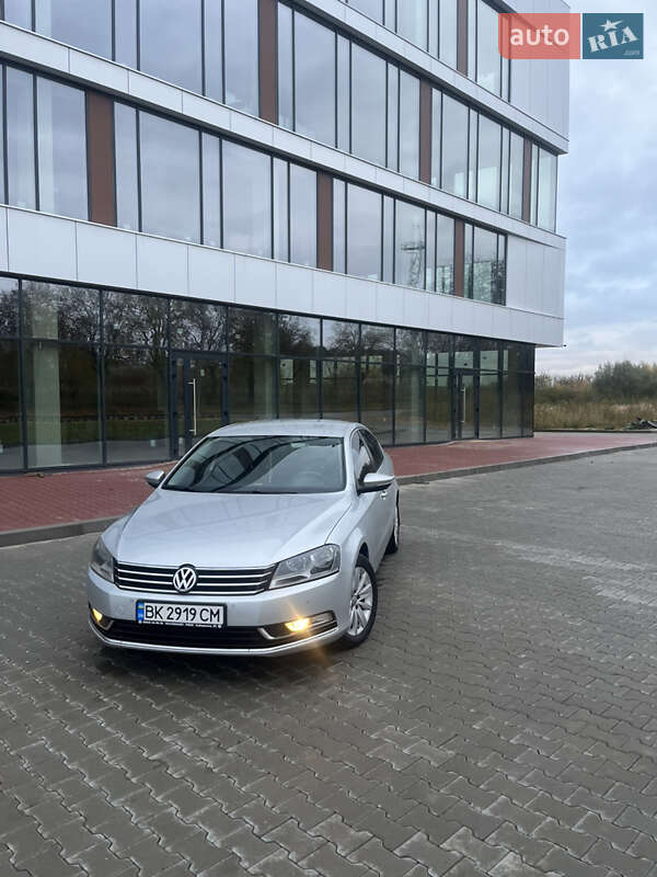 2011 volkswagen passat