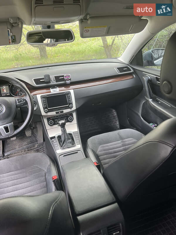 2011 volkswagen passat