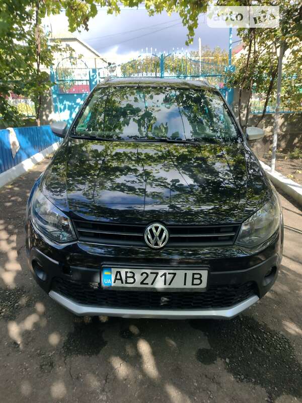 2010 volkswagen cross polo