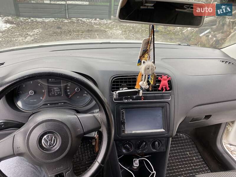 2012 volkswagen polo