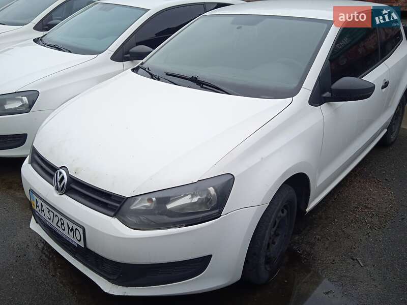 2013 volkswagen polo 1-2