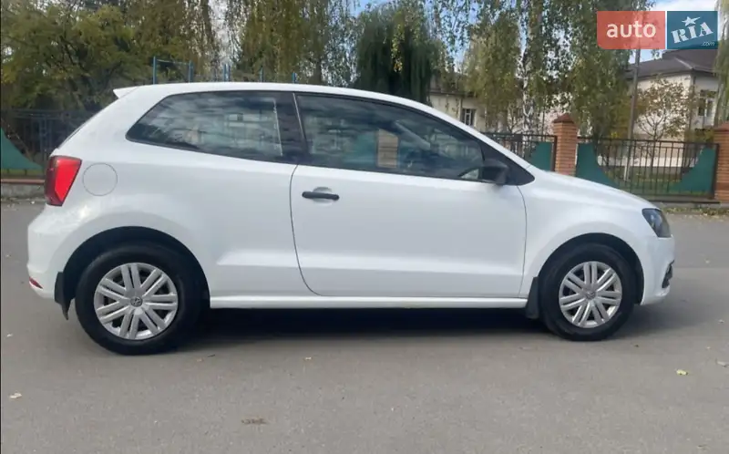 2013 volkswagen polo 1-2
