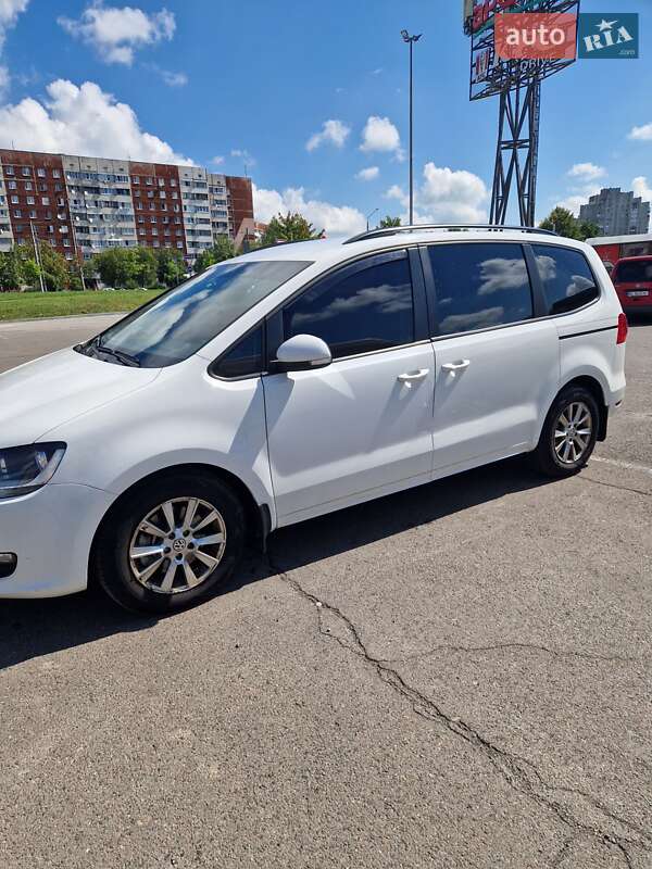 2011 volkswagen sharan 2-0