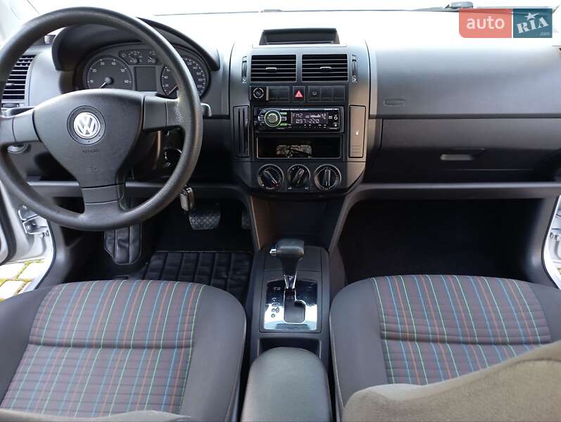 2009 volkswagen polo