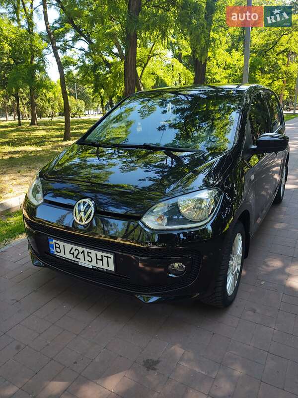 2012 volkswagen up