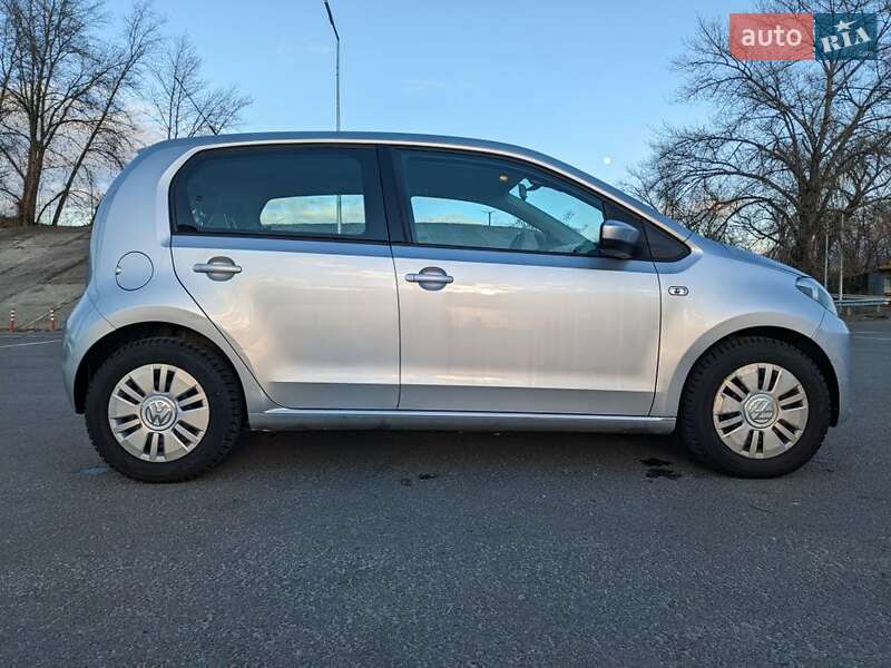 2013 volkswagen up
