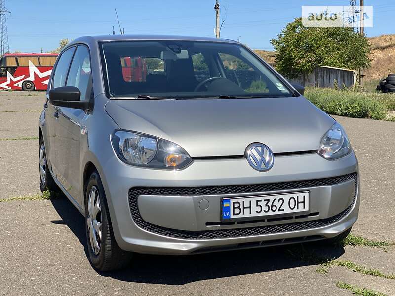 2013 volkswagen up
