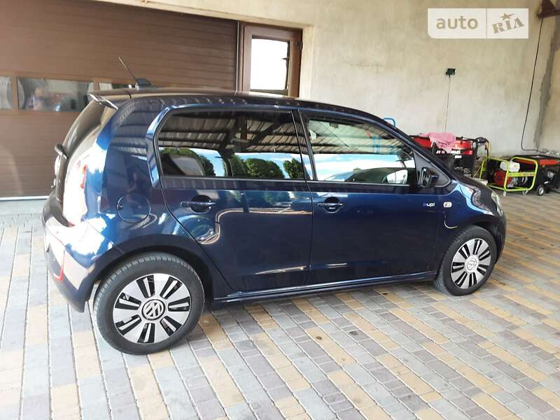 2014 volkswagen up