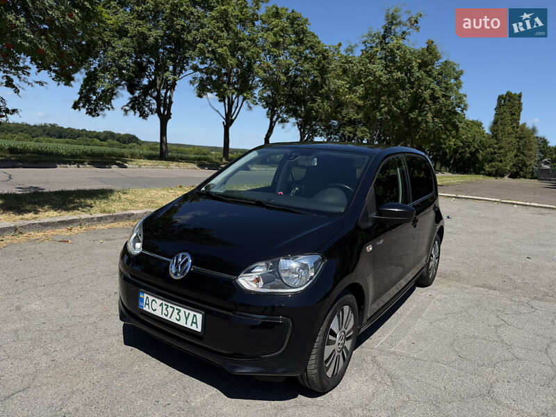 2014 volkswagen up