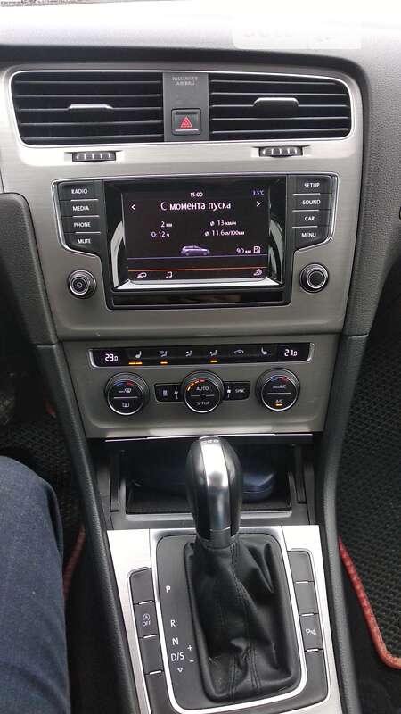 2014 volkswagen golf variant