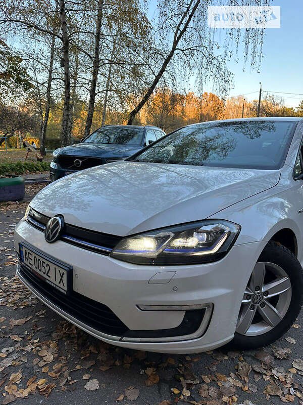 2017 volkswagen e-golf
