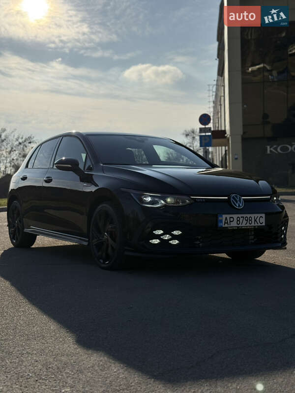 2023 volkswagen golf
