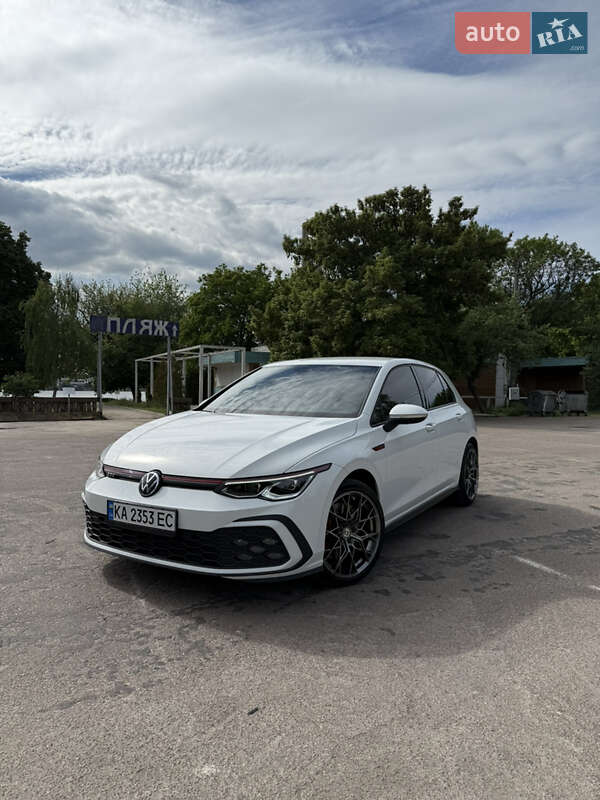 2021 volkswagen golf