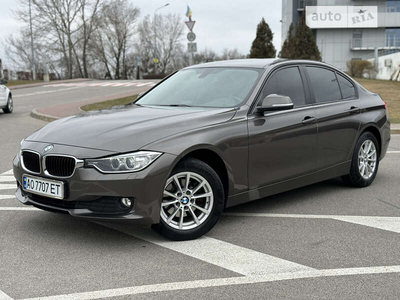 2015 bmw 316i