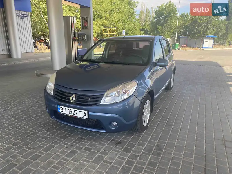 2011 renault sandero