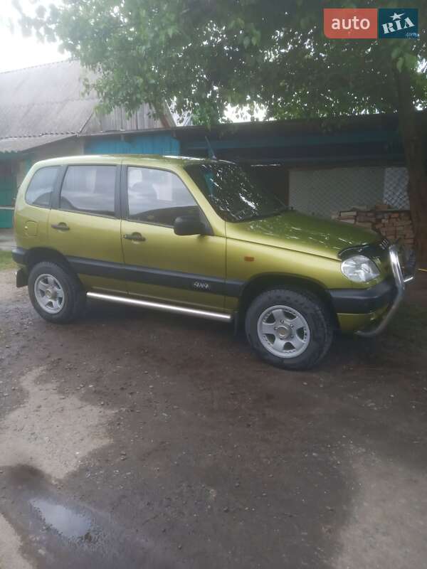 2004 chevrolet niva
