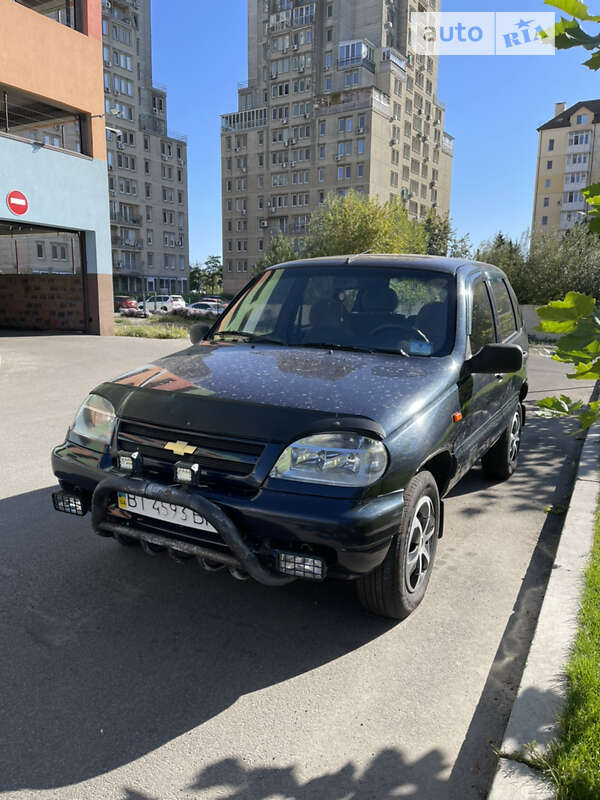 2004 chevrolet niva
