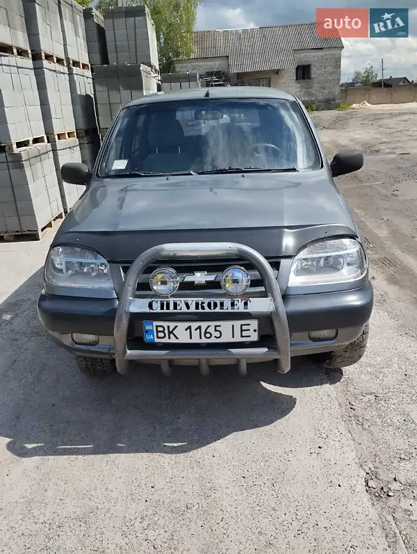 2004 vaz 212300