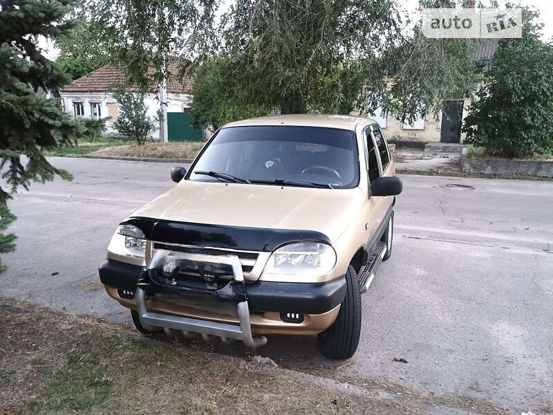 2004 chevrolet niva