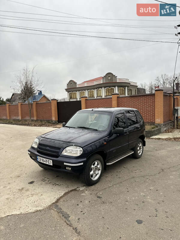 2004 chevrolet niva