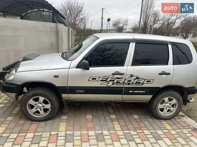 2005 chevrolet niva