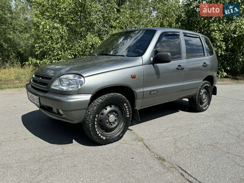 2004 chevrolet niva