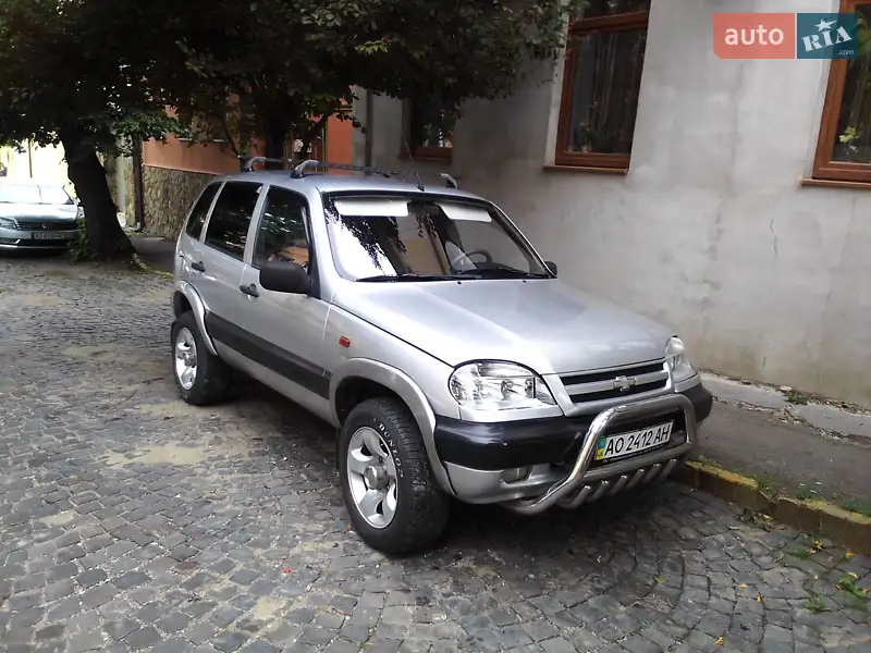 2004 chevrolet niva