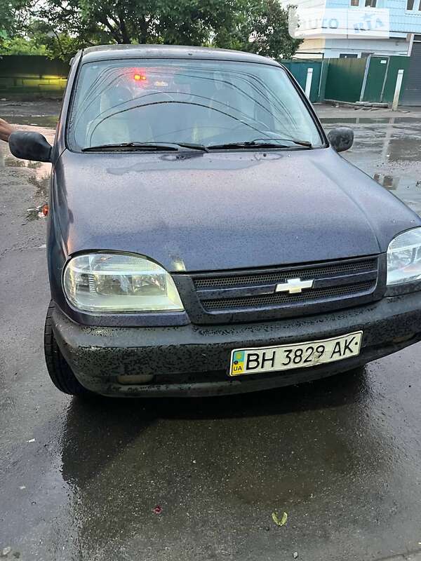 2005 chevrolet niva