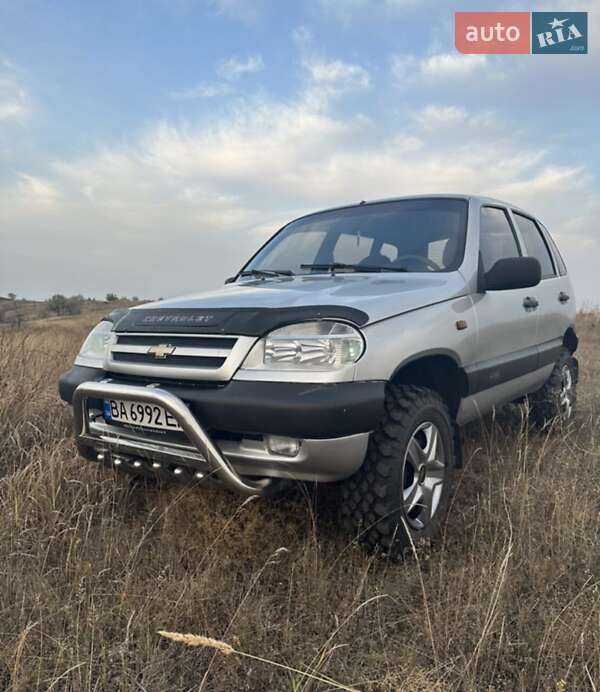 2005 chevrolet niva