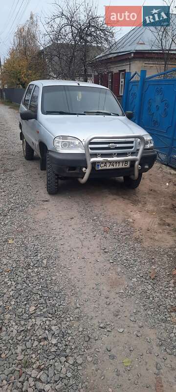 2005 chevrolet niva