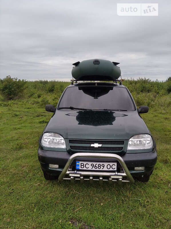 2005 chevrolet niva