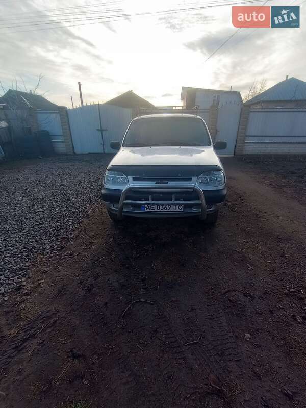 2005 chevrolet niva