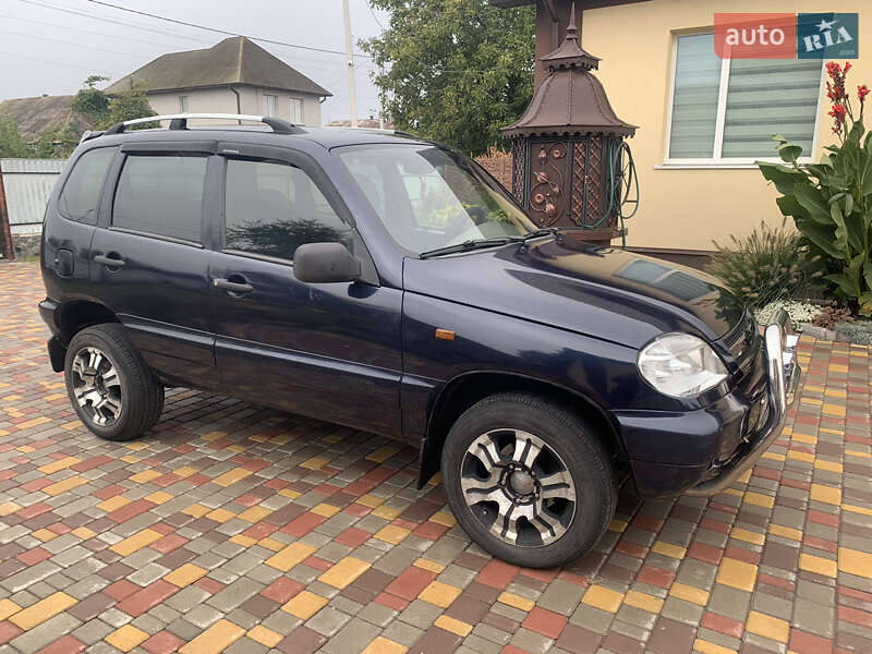 2005 chevrolet niva