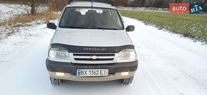 2005 chevrolet niva