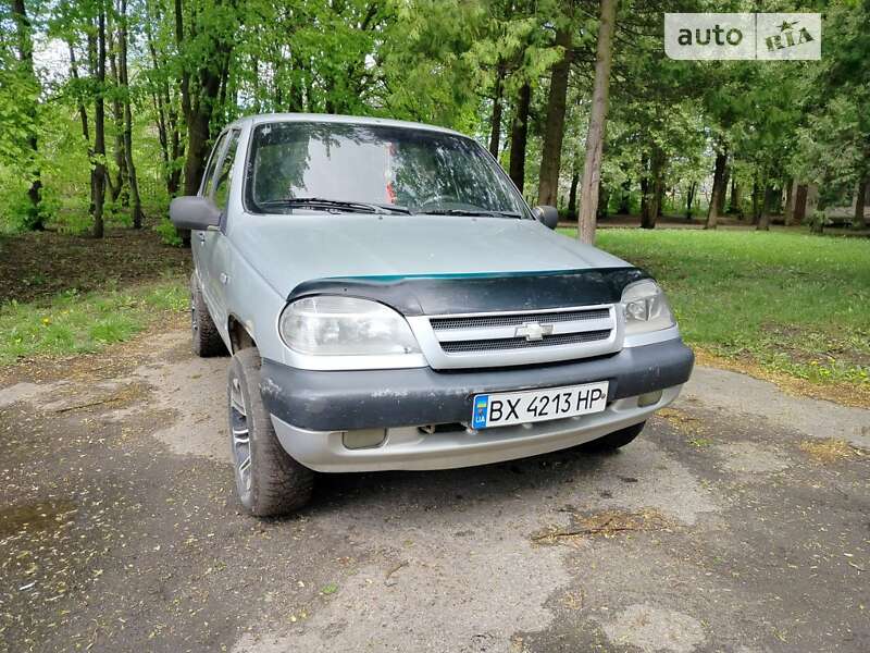 2005 chevrolet niva