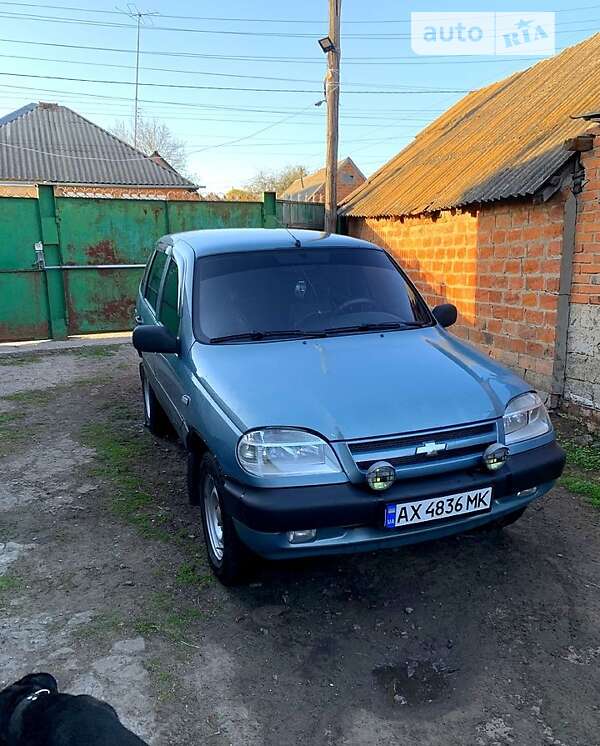 2005 chevrolet niva