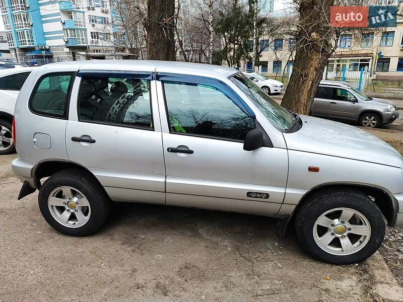 2008 chevrolet niva
