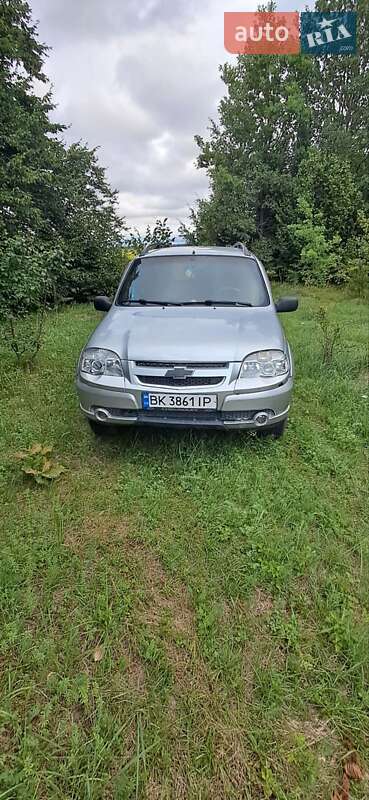 2011 chevrolet niva